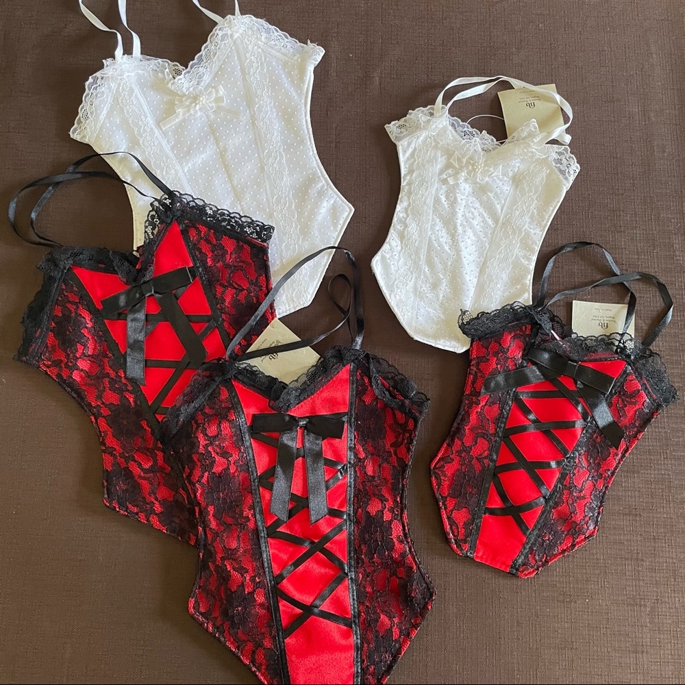 Vintage NEW Lingerie Fabric Gift Bags 5 Piece Satin Lace Corset Bustier Boudoir
